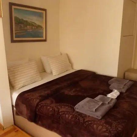 Bed and breakfast Eagles Budget 3*